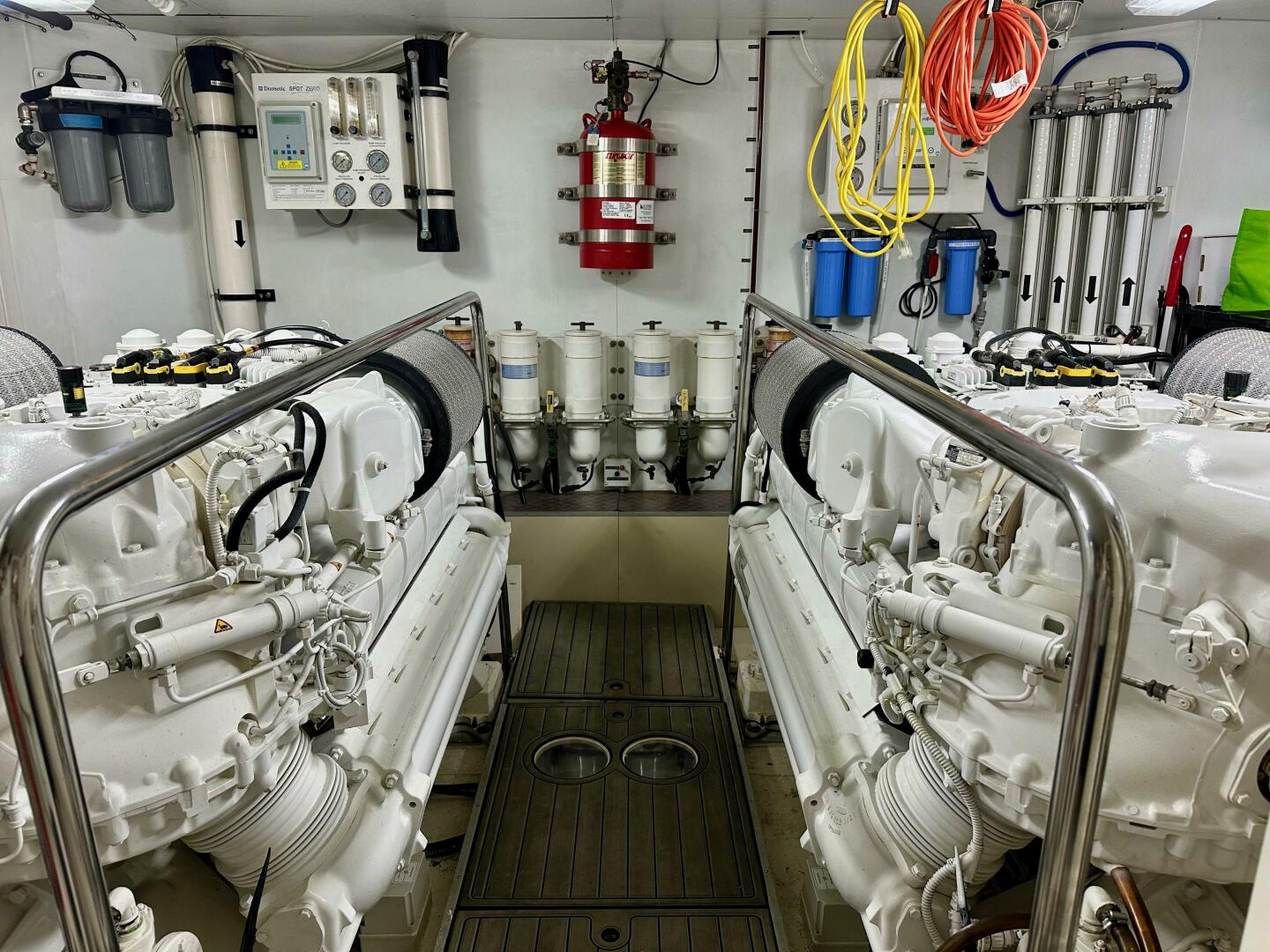 Hoya Saxa 87ft Ferretti Yachts Yacht For Sale