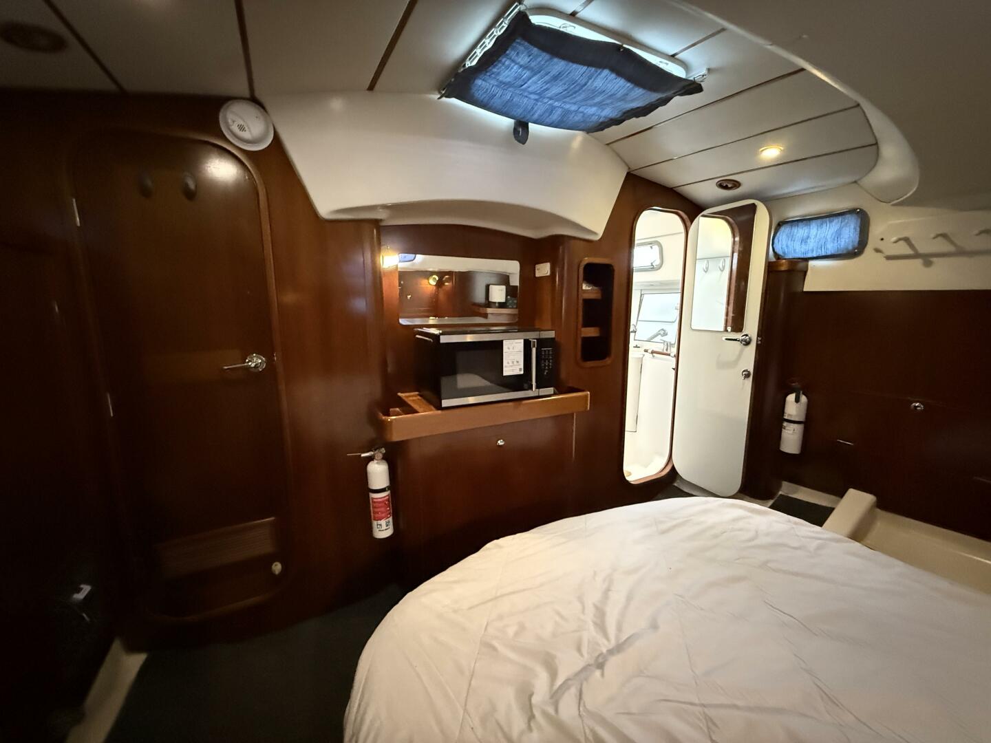 40ft Beneteau Yacht For Sale