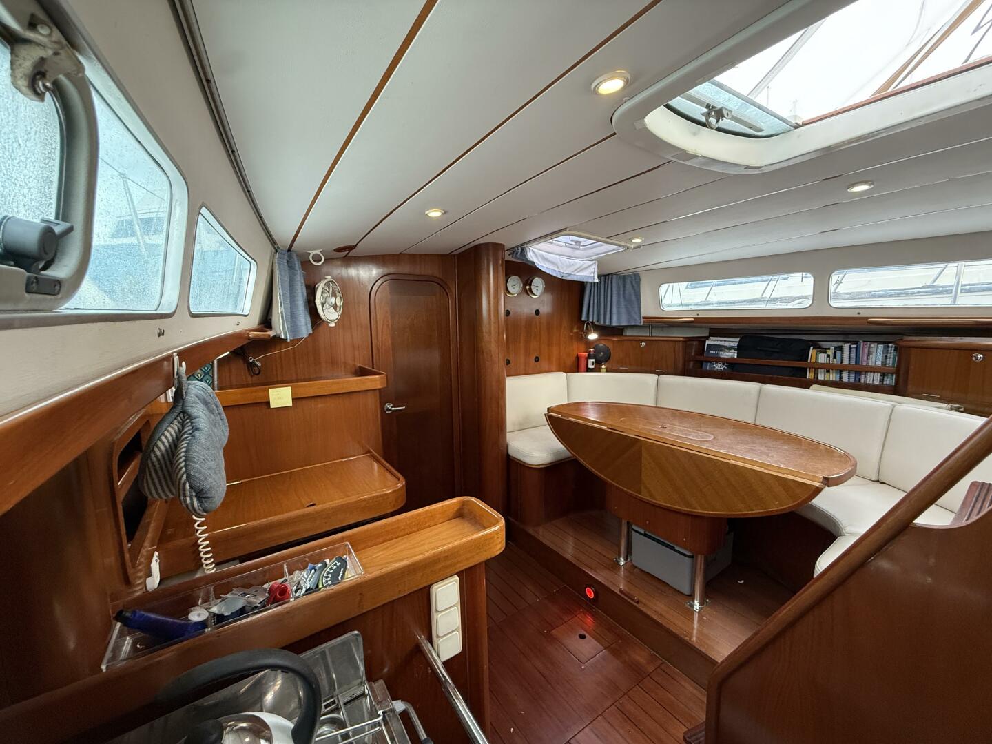 40ft Beneteau Yacht For Sale
