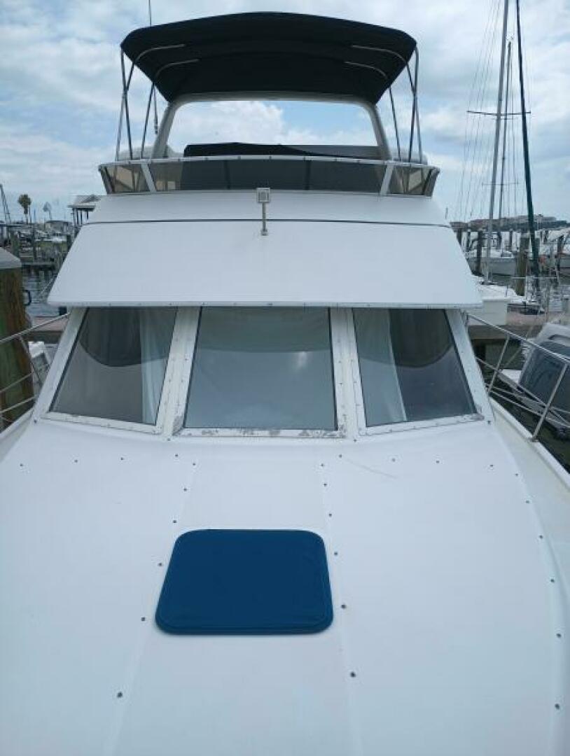 Y Knot 35ft Carver Yacht For Sale