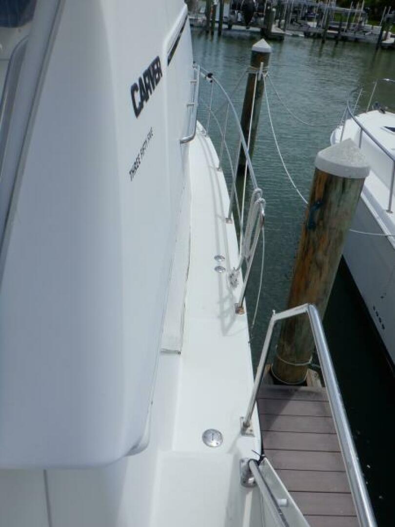 Y Knot 35ft Carver Yacht For Sale