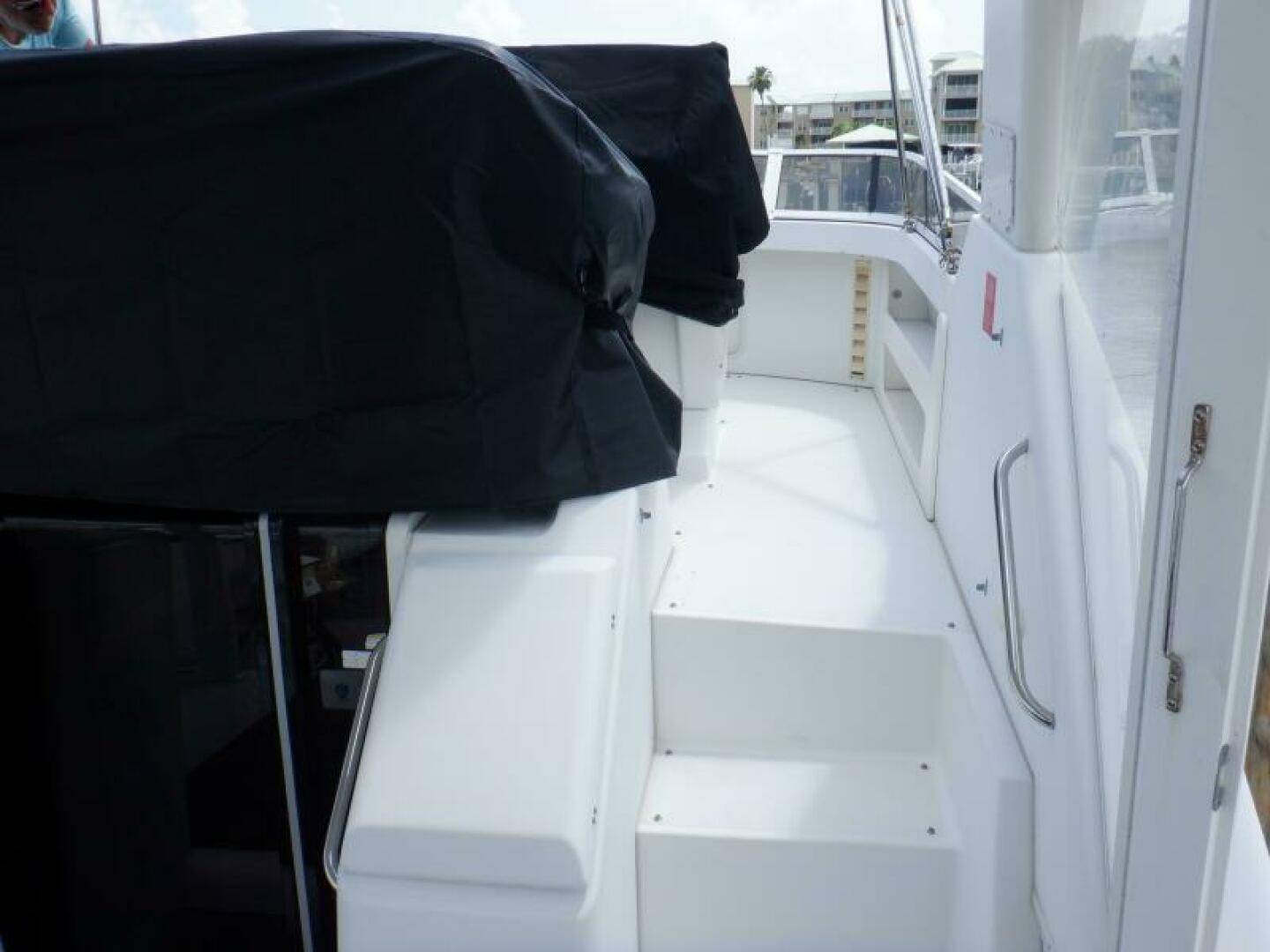 Y Knot 35ft Carver Yacht For Sale
