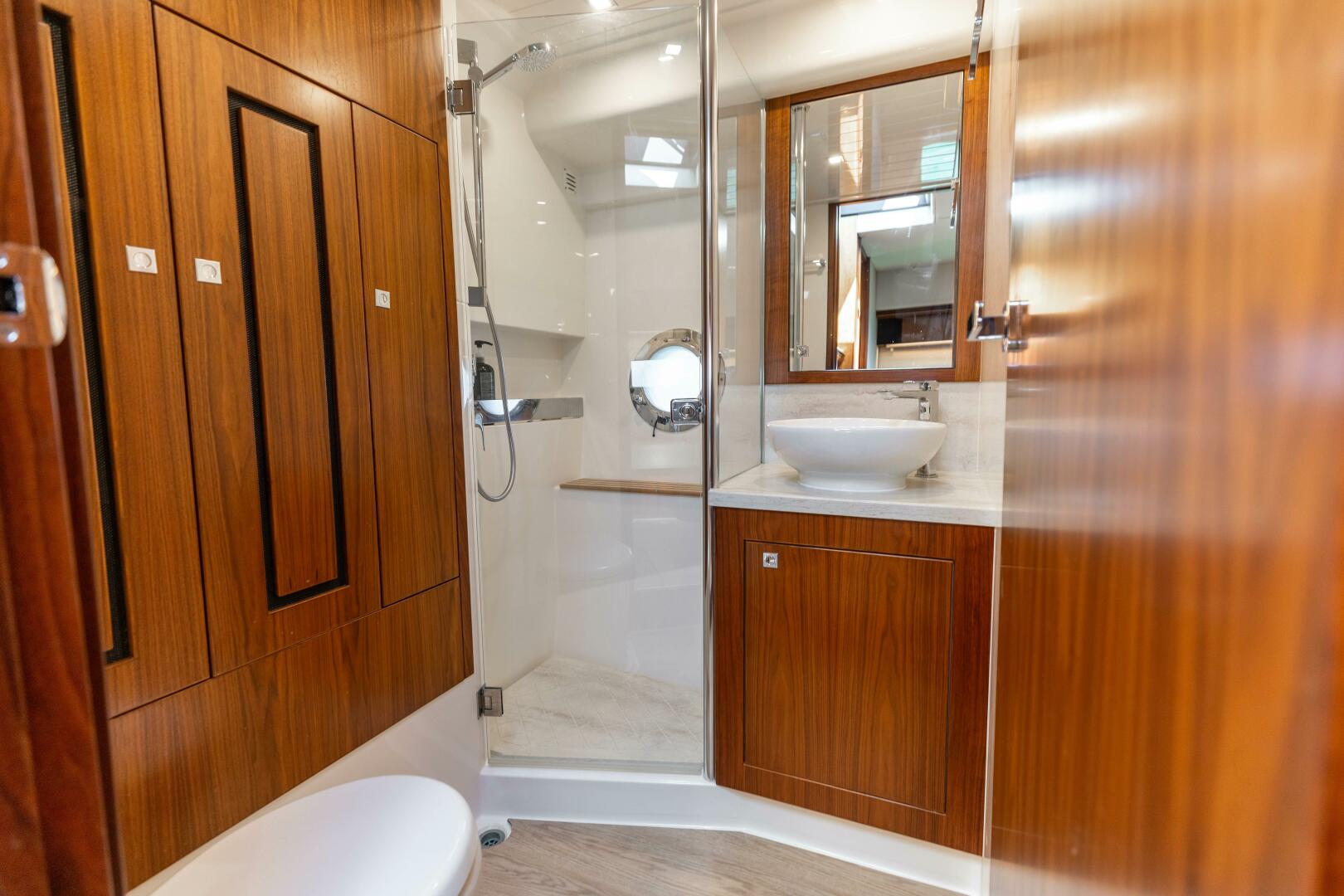Runaway Island 48ft Riviera Yacht For Sale