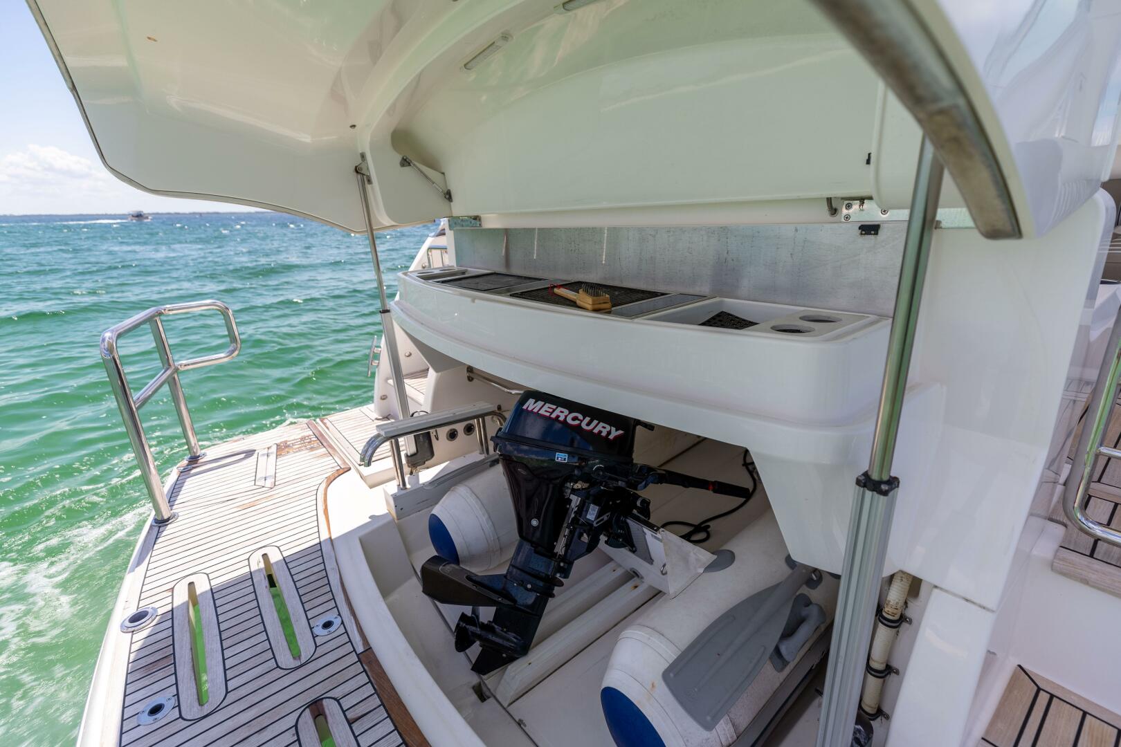Runaway Island 48ft Riviera Yacht For Sale