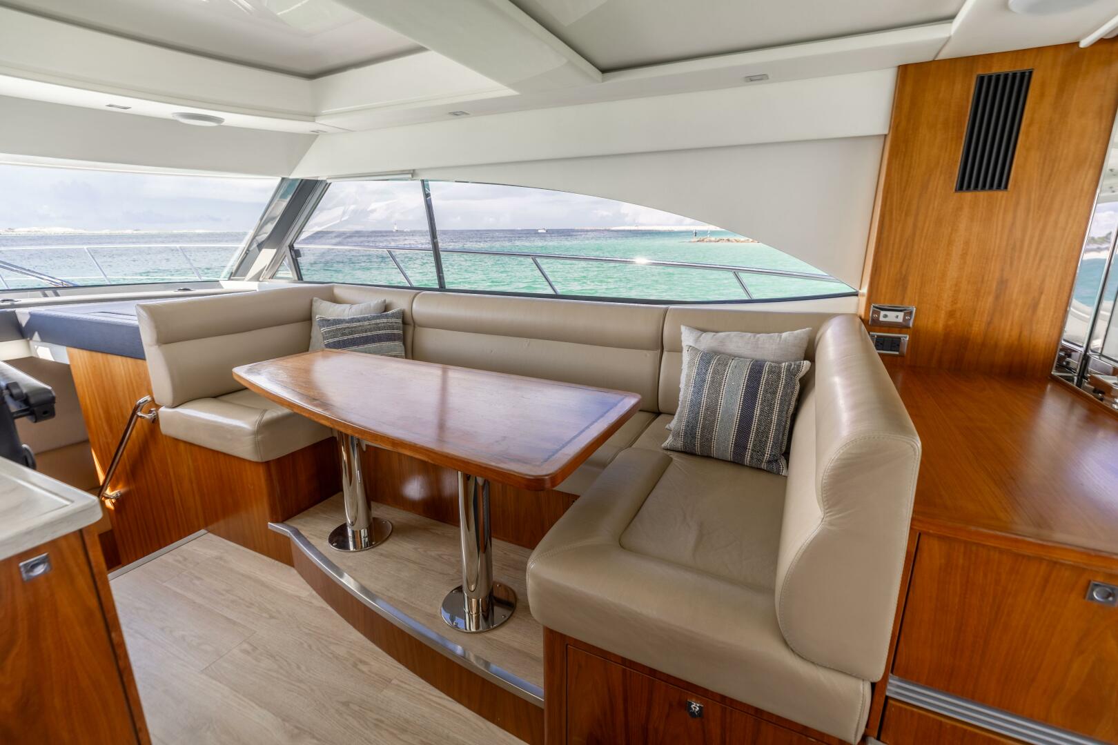 Runaway Island 48ft Riviera Yacht For Sale