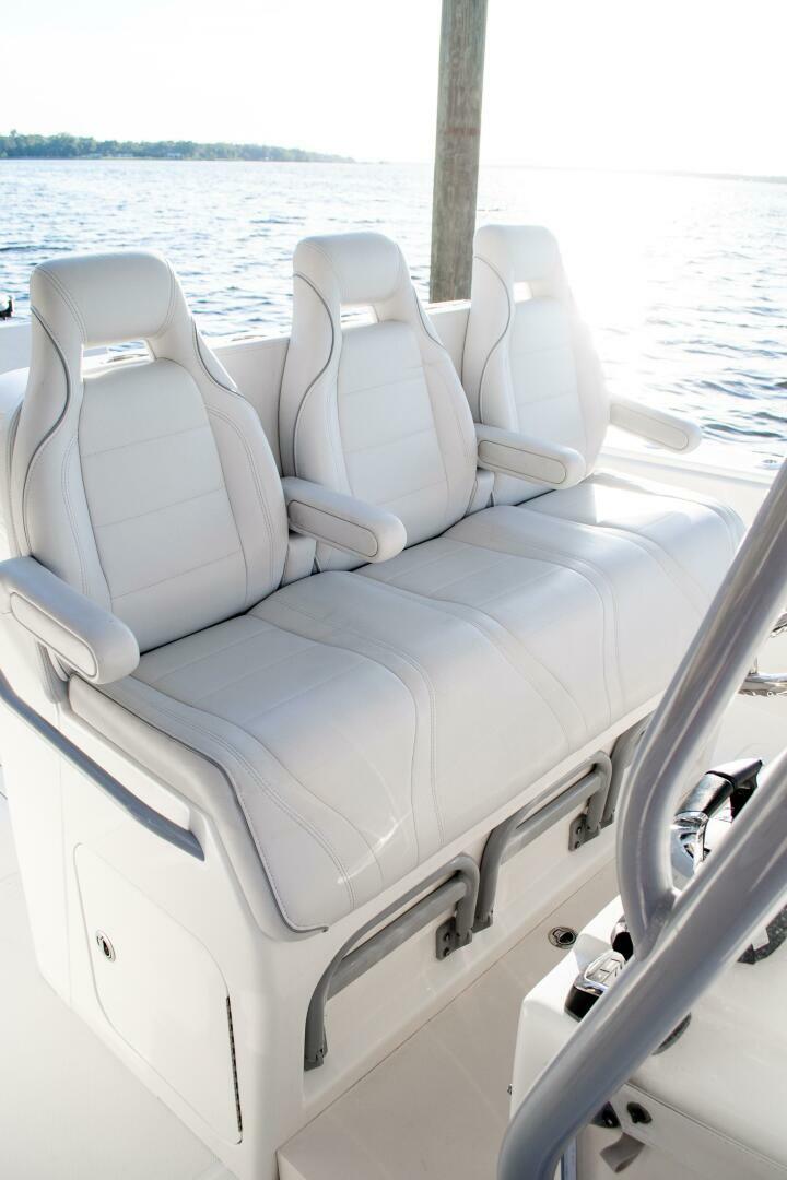 37ft SeaVee Yacht For Sale