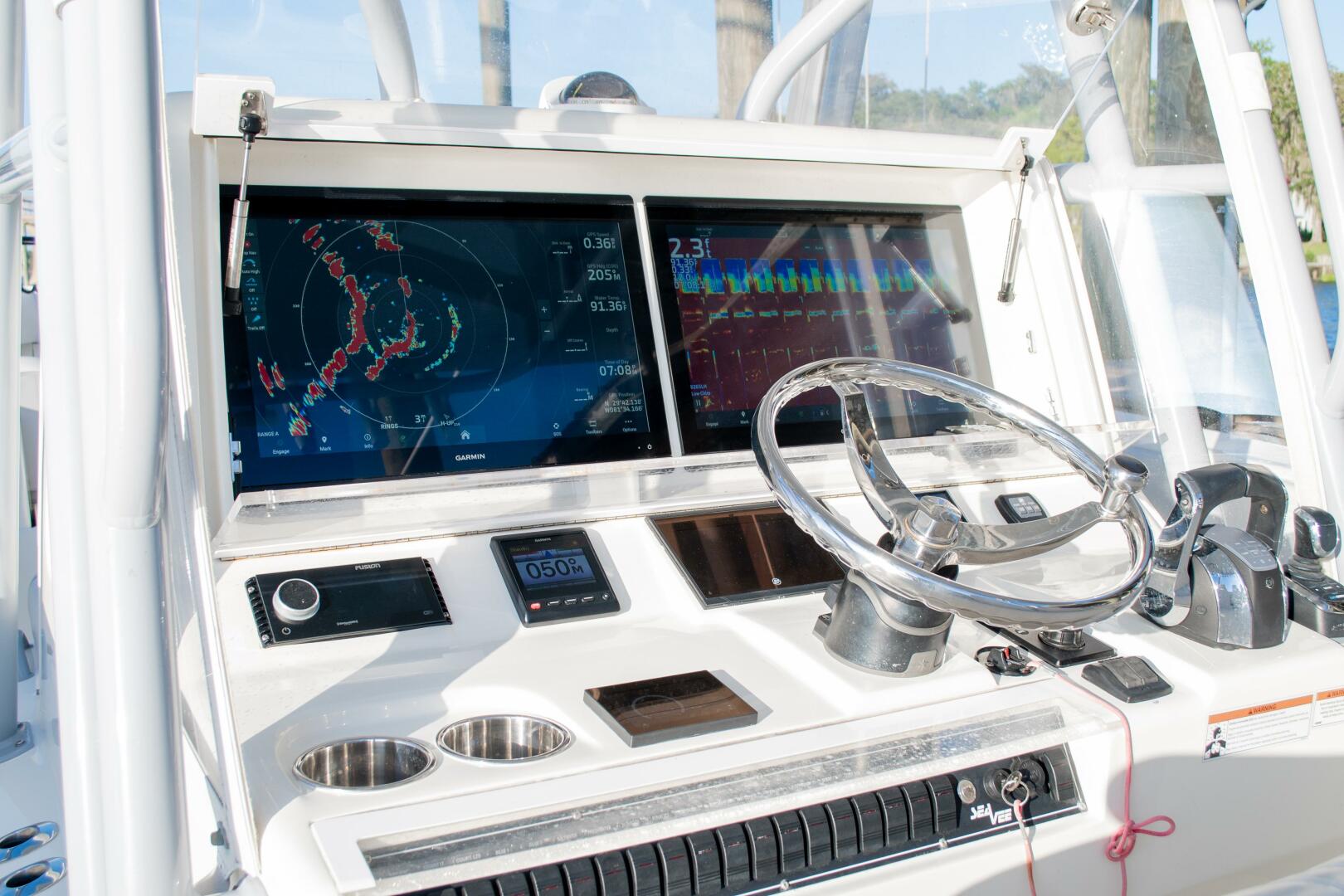 37ft SeaVee Yacht For Sale