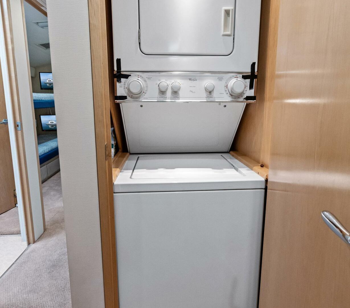 Amp d Up 60ft Hatteras Yacht For Sale