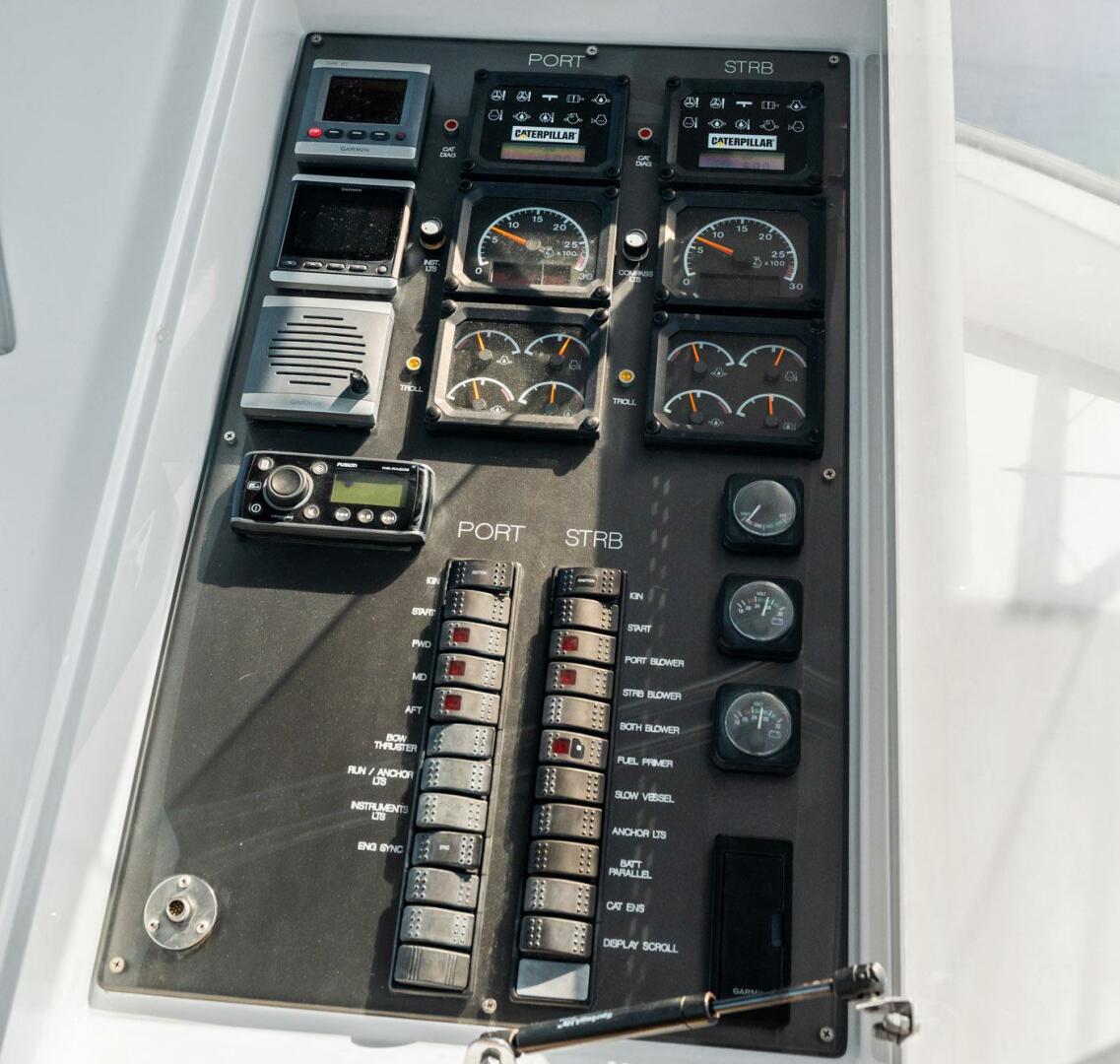 Amp d Up 60ft Hatteras Yacht For Sale