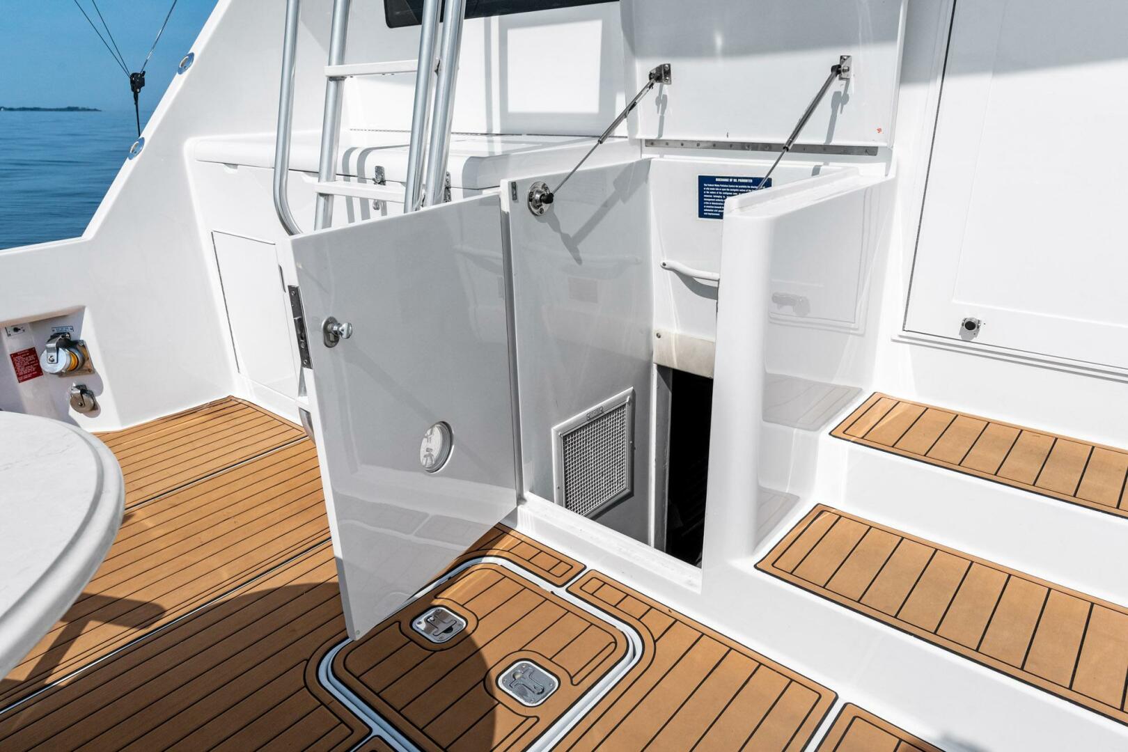 Amp d Up 60ft Hatteras Yacht For Sale