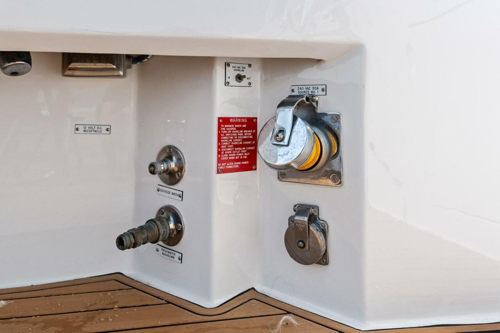 Amp d Up 60ft Hatteras Yacht For Sale