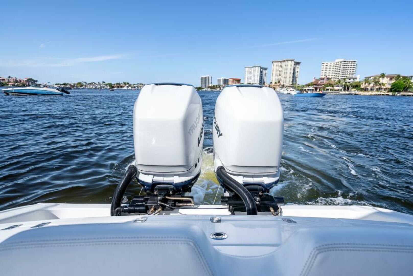 34ft Midnight Express Yacht For Sale