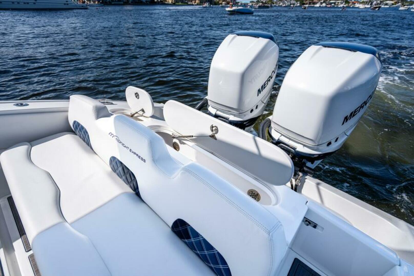34ft Midnight Express Yacht For Sale