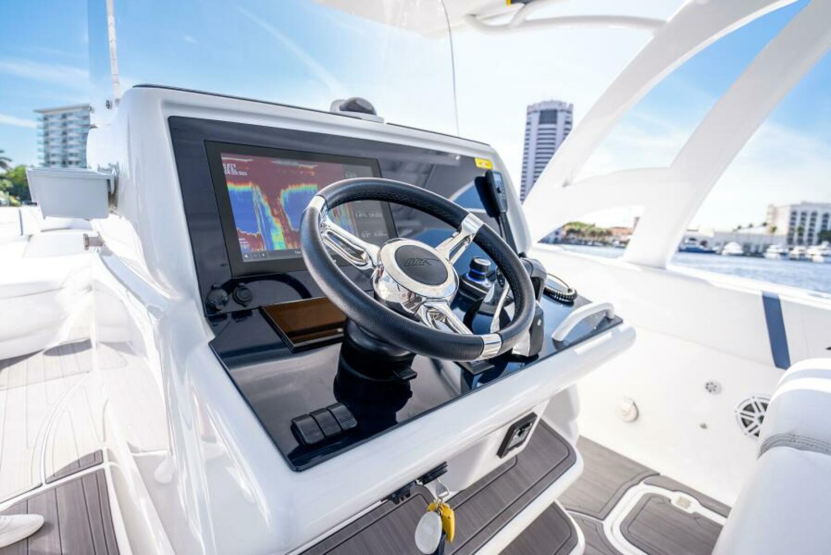 34ft Midnight Express Yacht For Sale