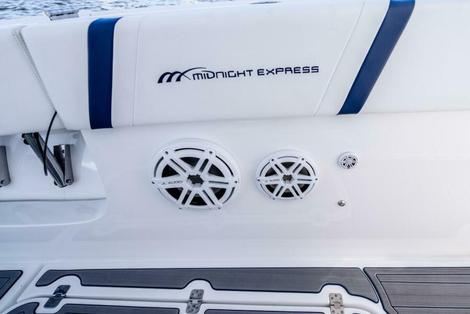 34ft Midnight Express Yacht For Sale