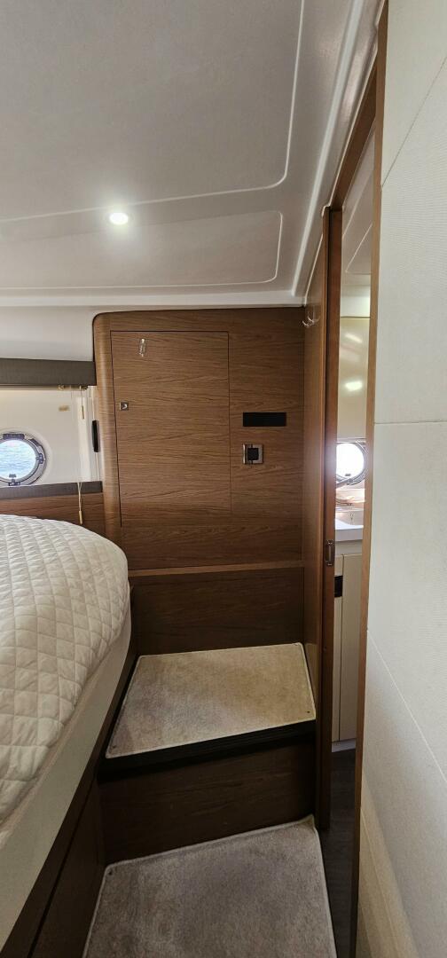 Mambo Italiano 38ft Beneteau Yacht For Sale
