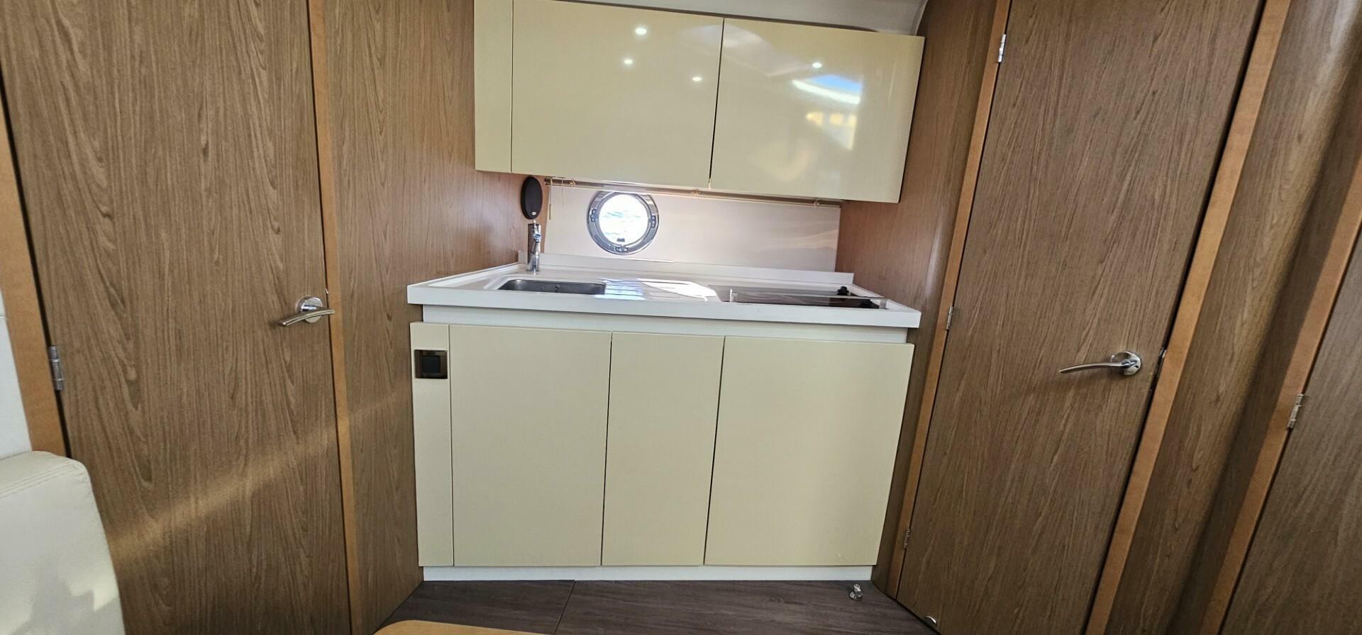 Mambo Italiano 38ft Beneteau Yacht For Sale