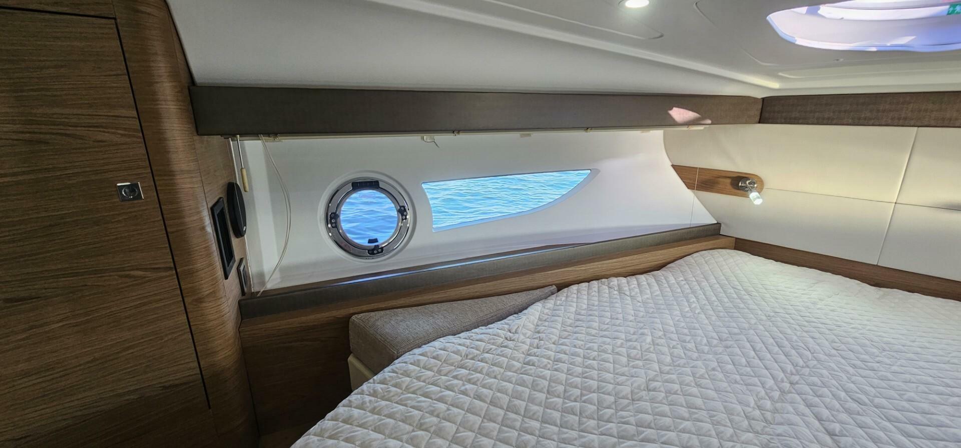 Mambo Italiano 38ft Beneteau Yacht For Sale