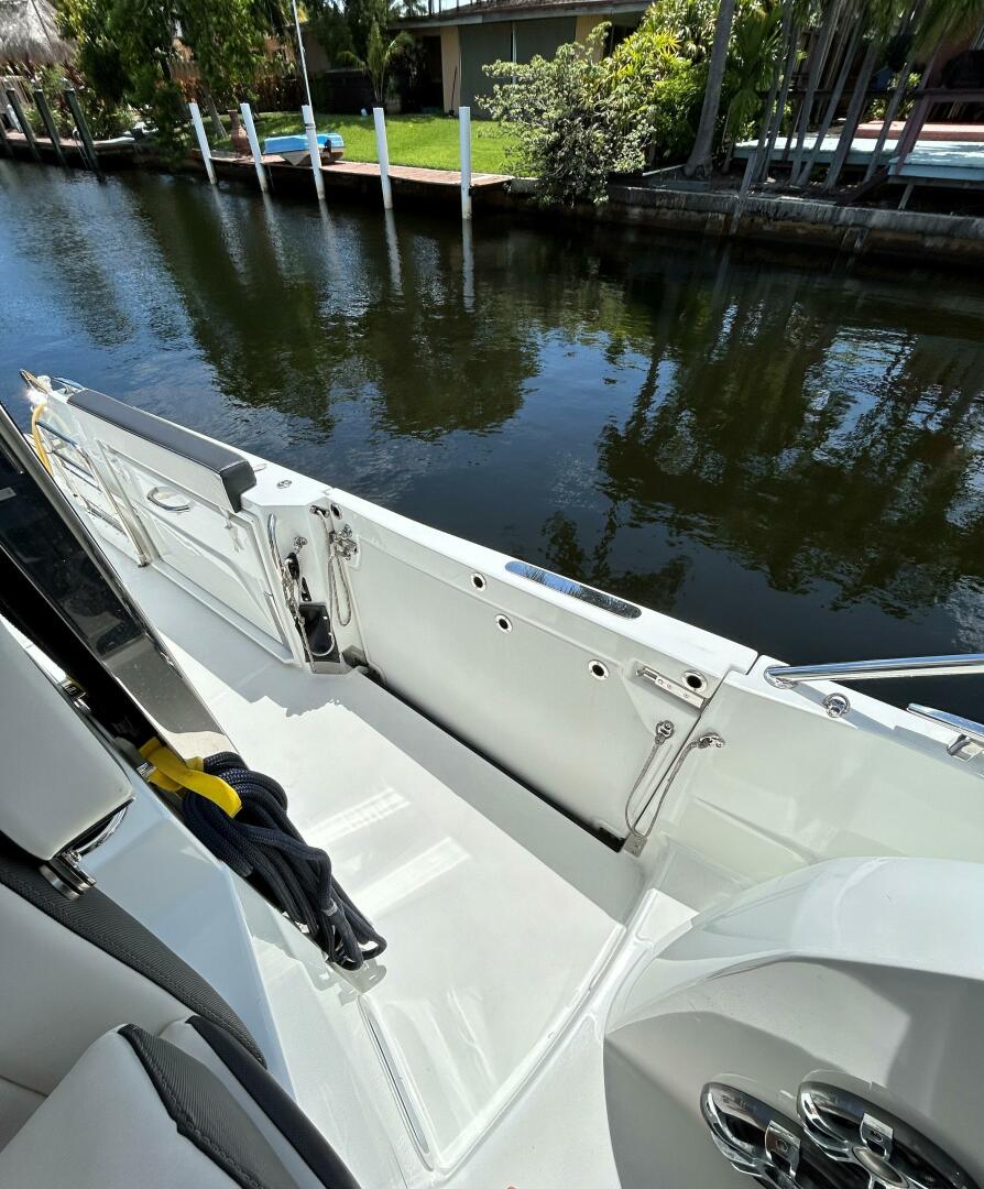 Rosie 3 35ft Jeanneau Yacht For Sale