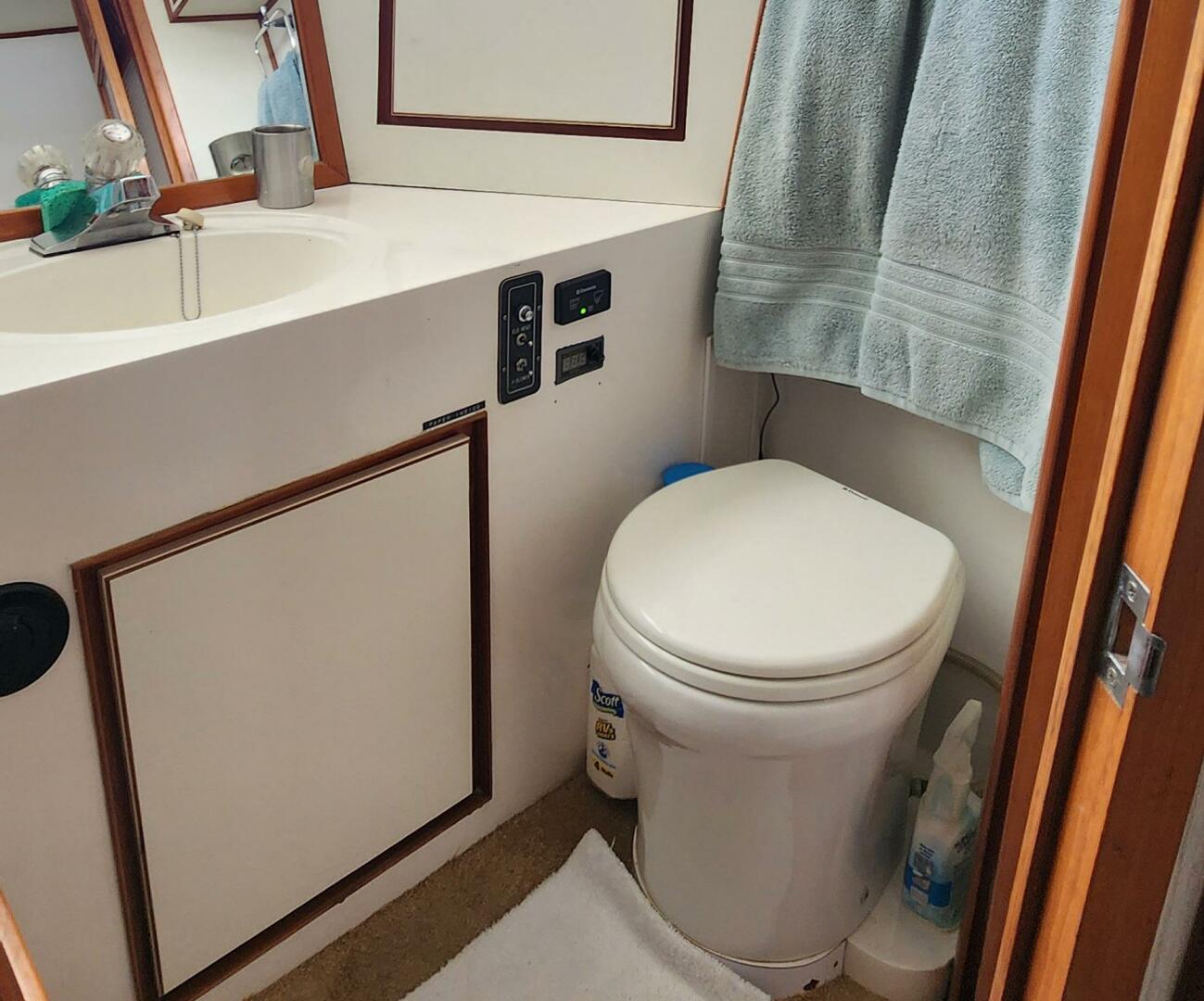 SEQUEL 44ft Vantare Yacht For Sale