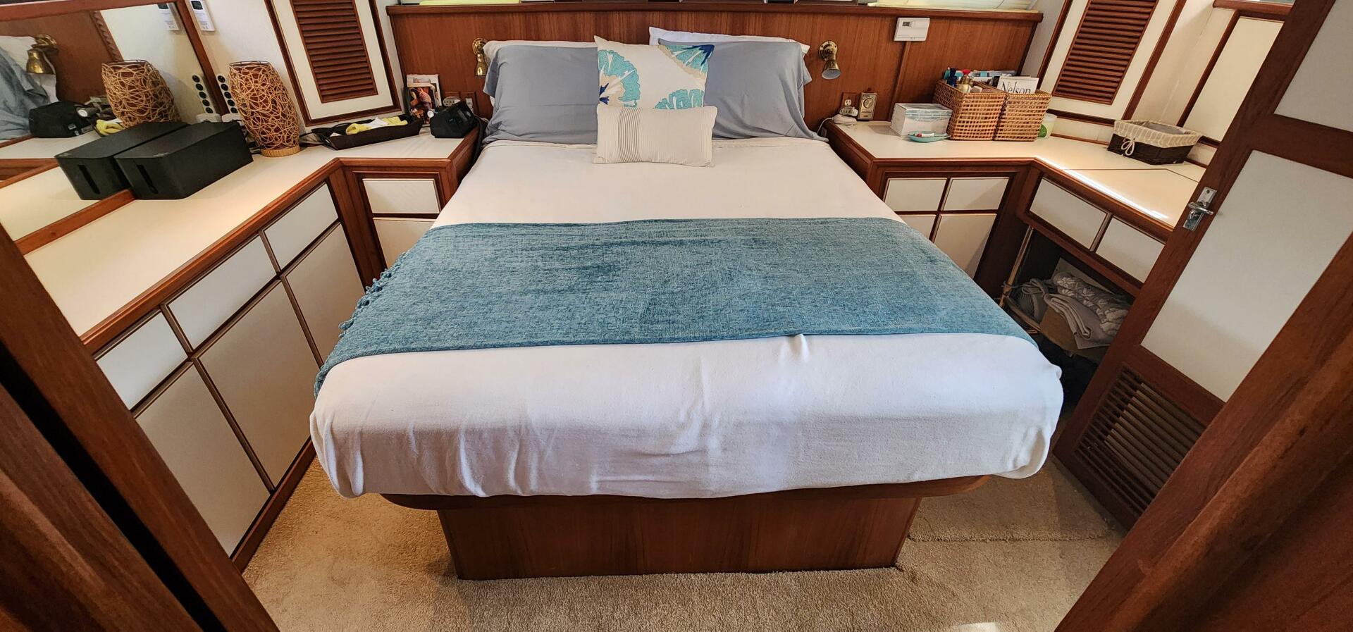 SEQUEL 44ft Vantare Yacht For Sale