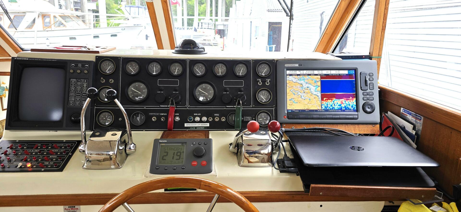 SEQUEL 44ft Vantare Yacht For Sale