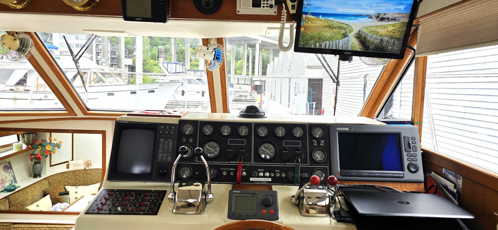 SEQUEL 44ft Vantare Yacht For Sale
