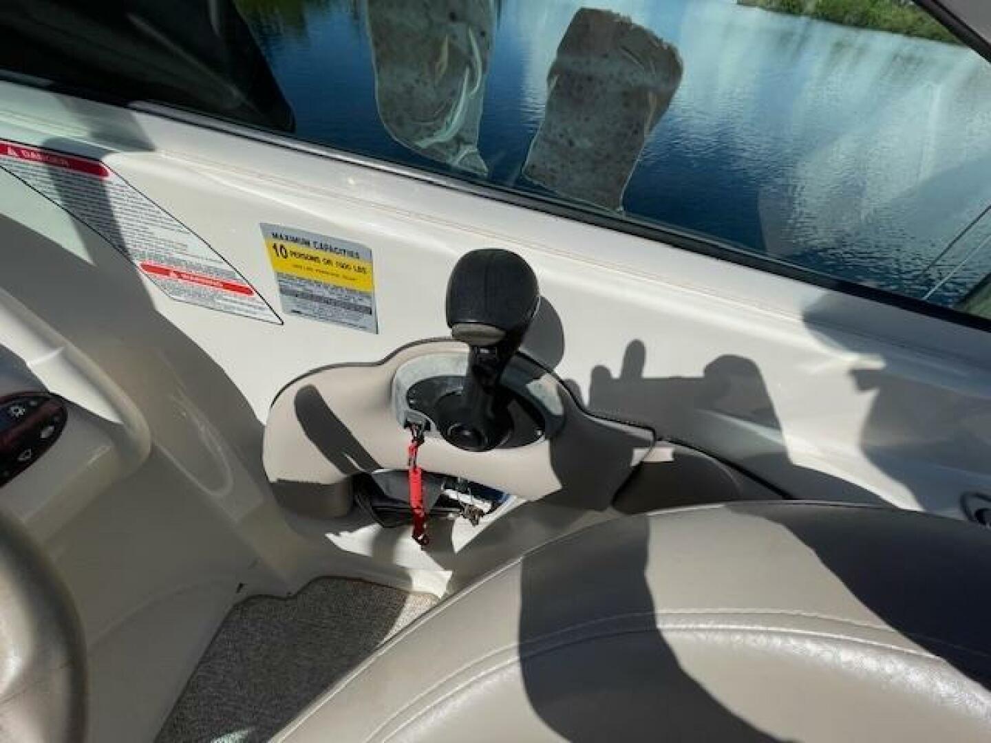 22ft Sea Ray Yacht For Sale