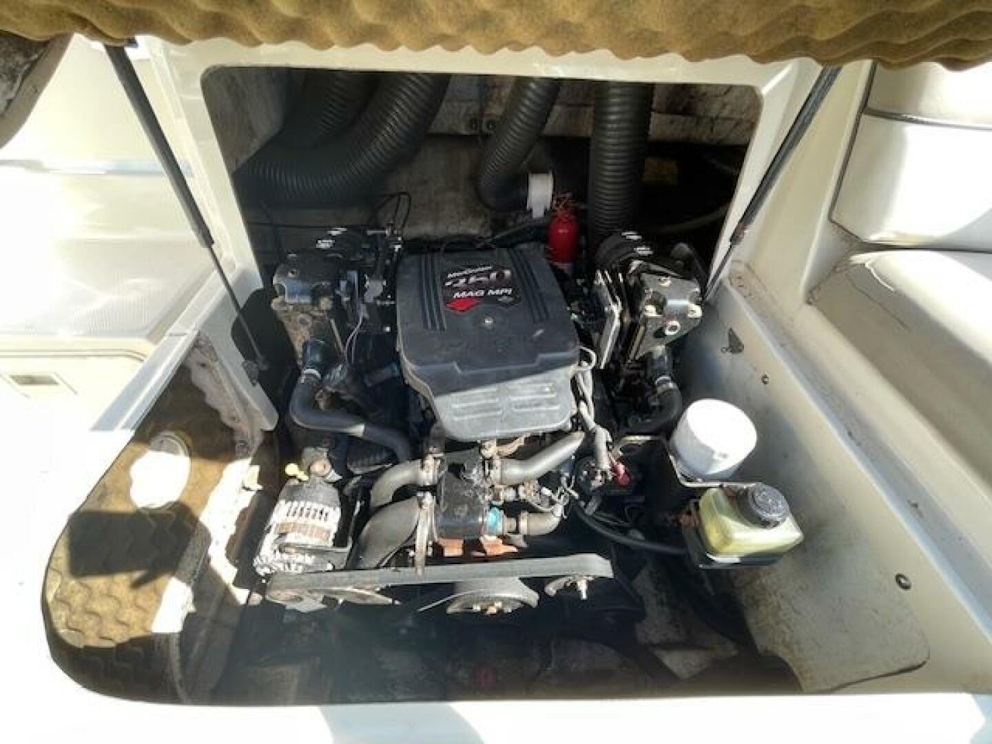 22ft Sea Ray Yacht For Sale