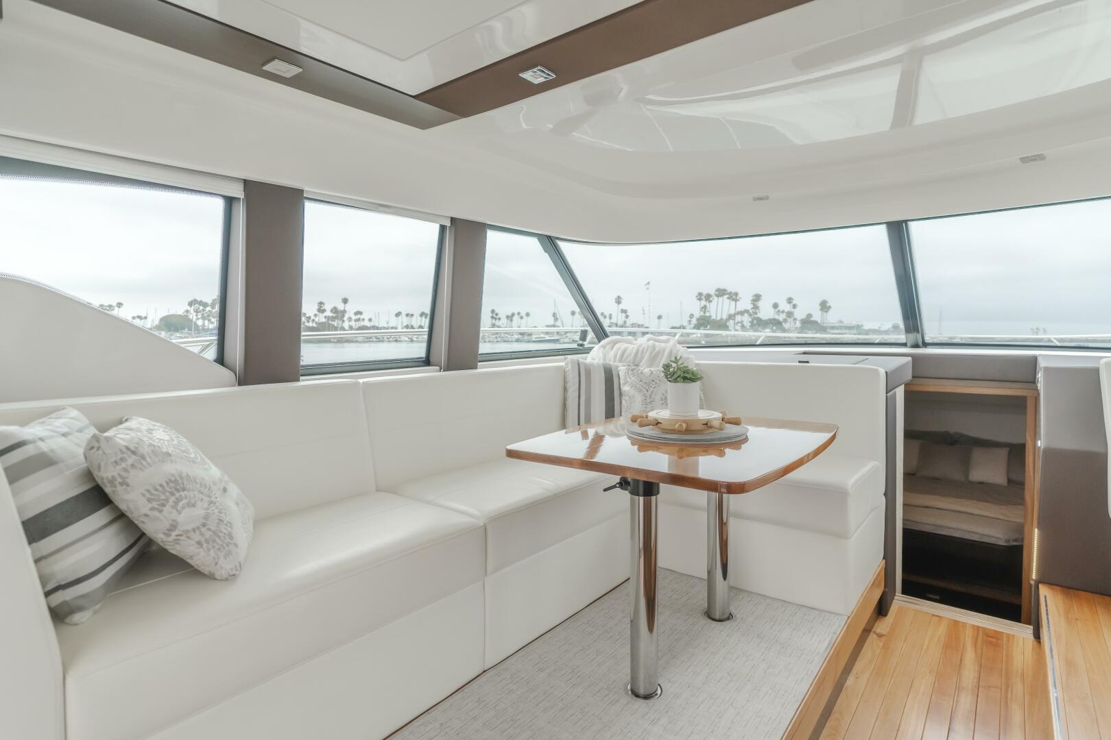 CHAPTER THREE 44ft Tiara Yachts Yacht For Sale