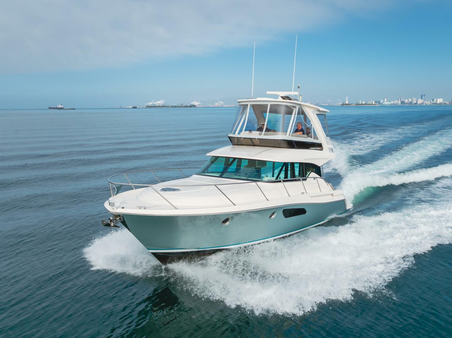 CHAPTER THREE 44ft Tiara Yachts Yacht For Sale