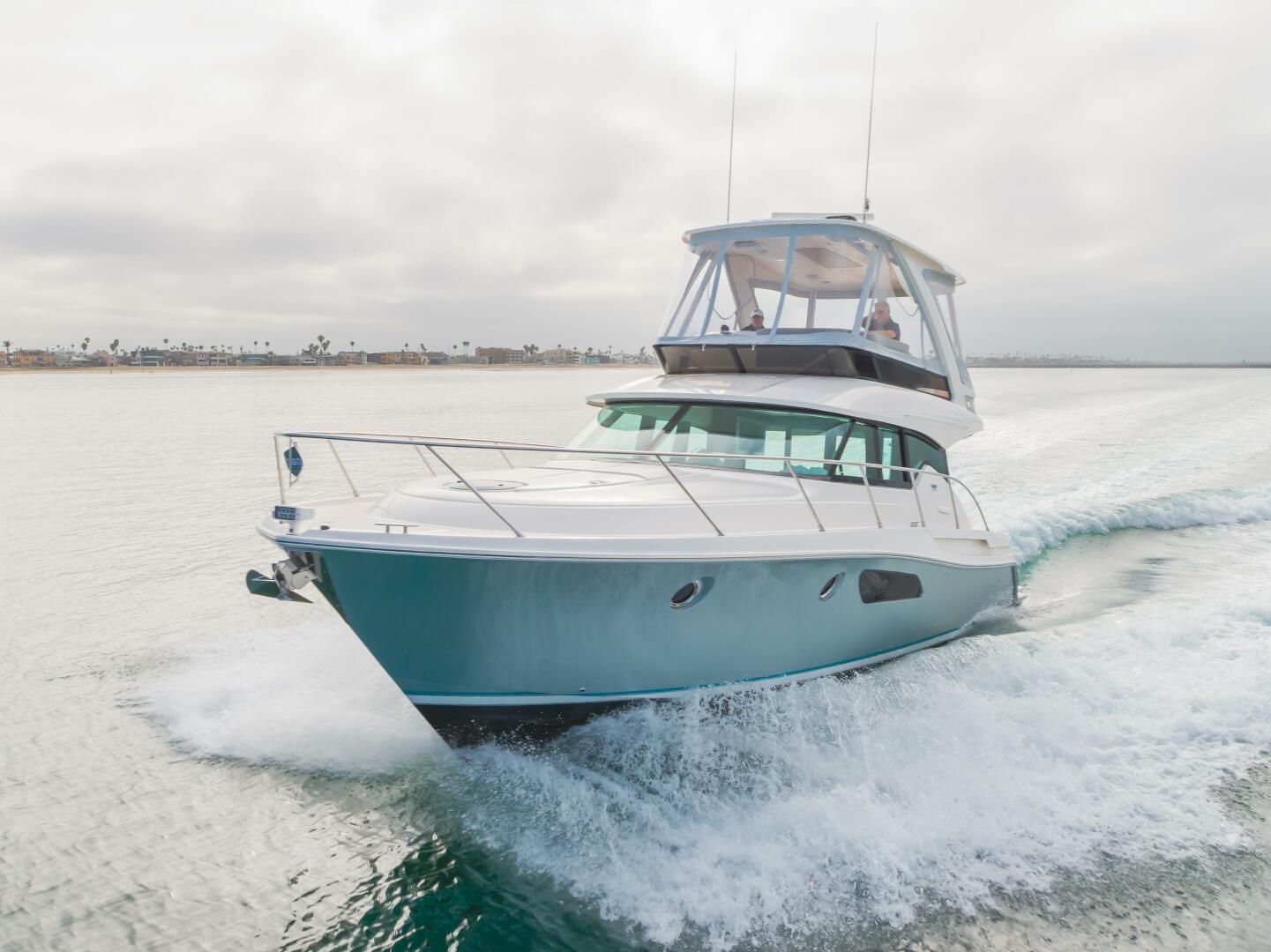 CHAPTER THREE 44ft Tiara Yachts Yacht For Sale