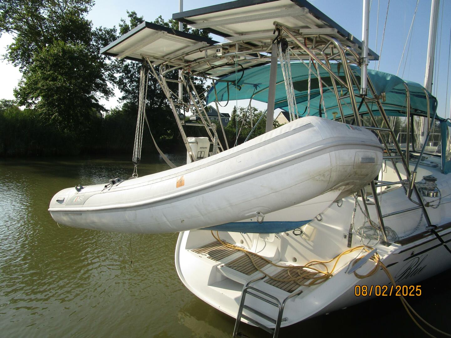 46' Beneteau tender1