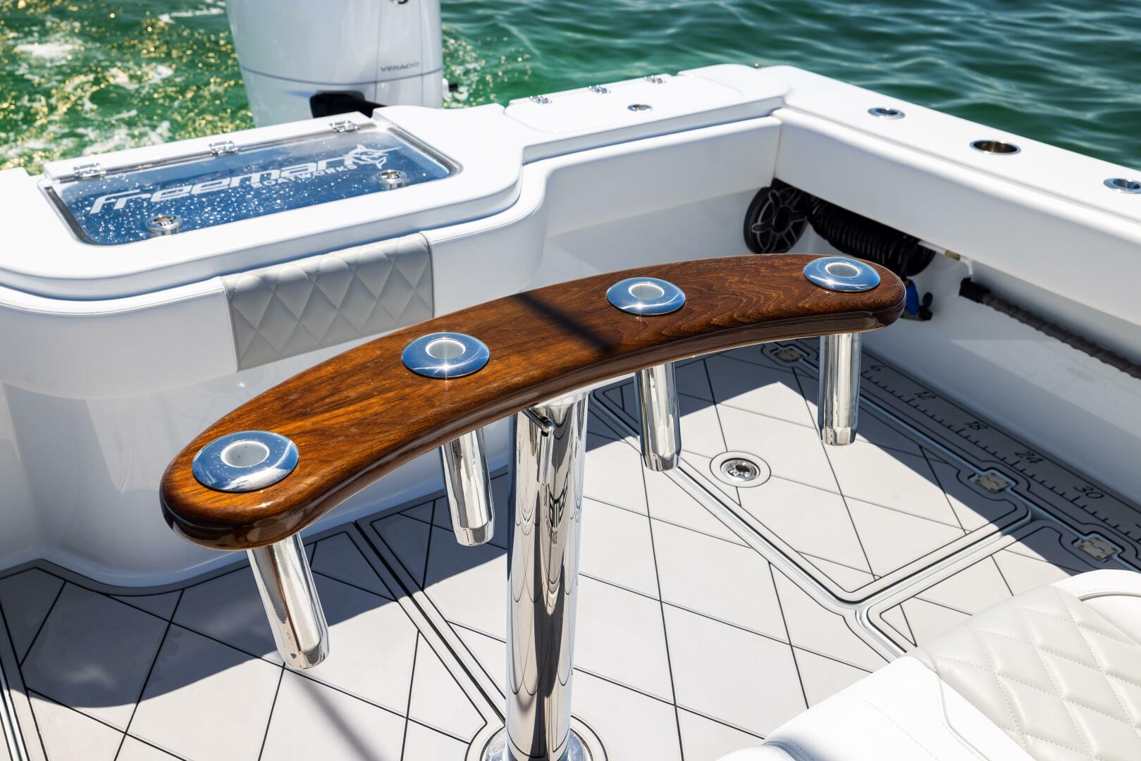 34ft Freeman Yacht For Sale