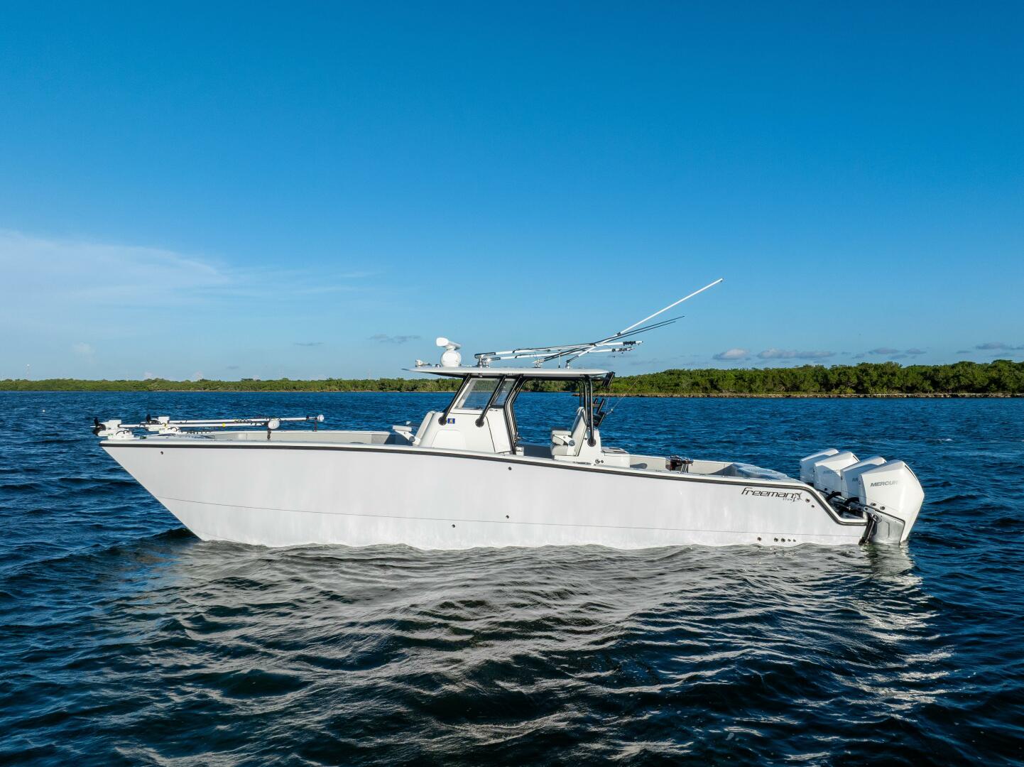 37ft Freeman Yacht For Sale