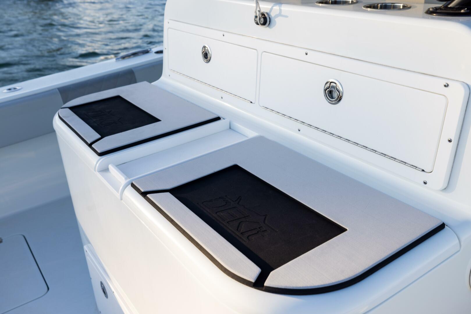 37ft Freeman Yacht For Sale