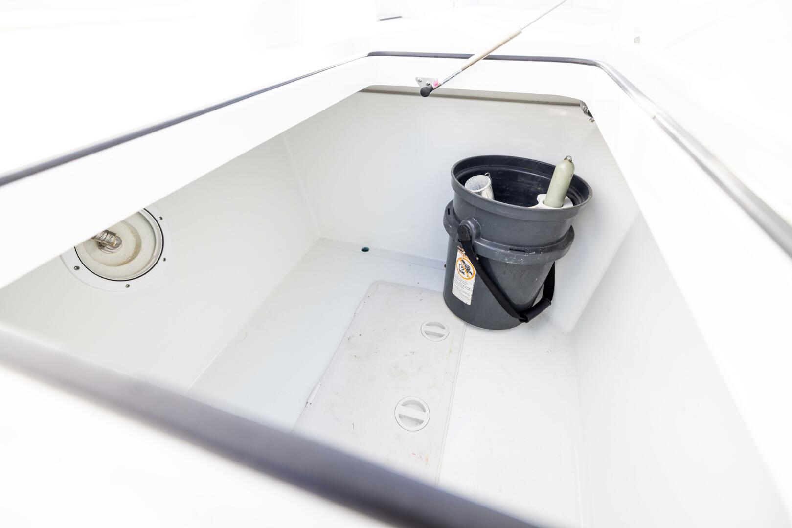 37ft Freeman Yacht For Sale