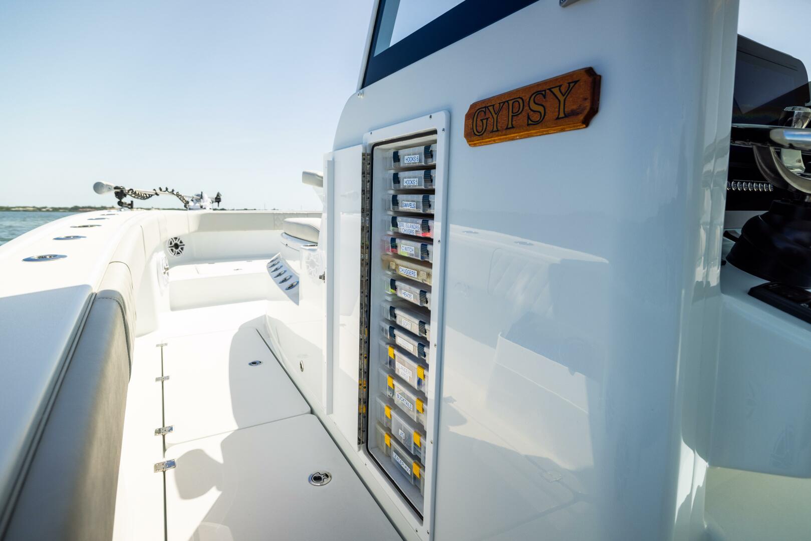 35ft Freeman Yacht For Sale