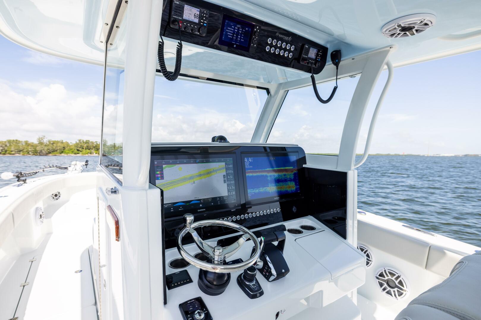 35ft Freeman Yacht For Sale