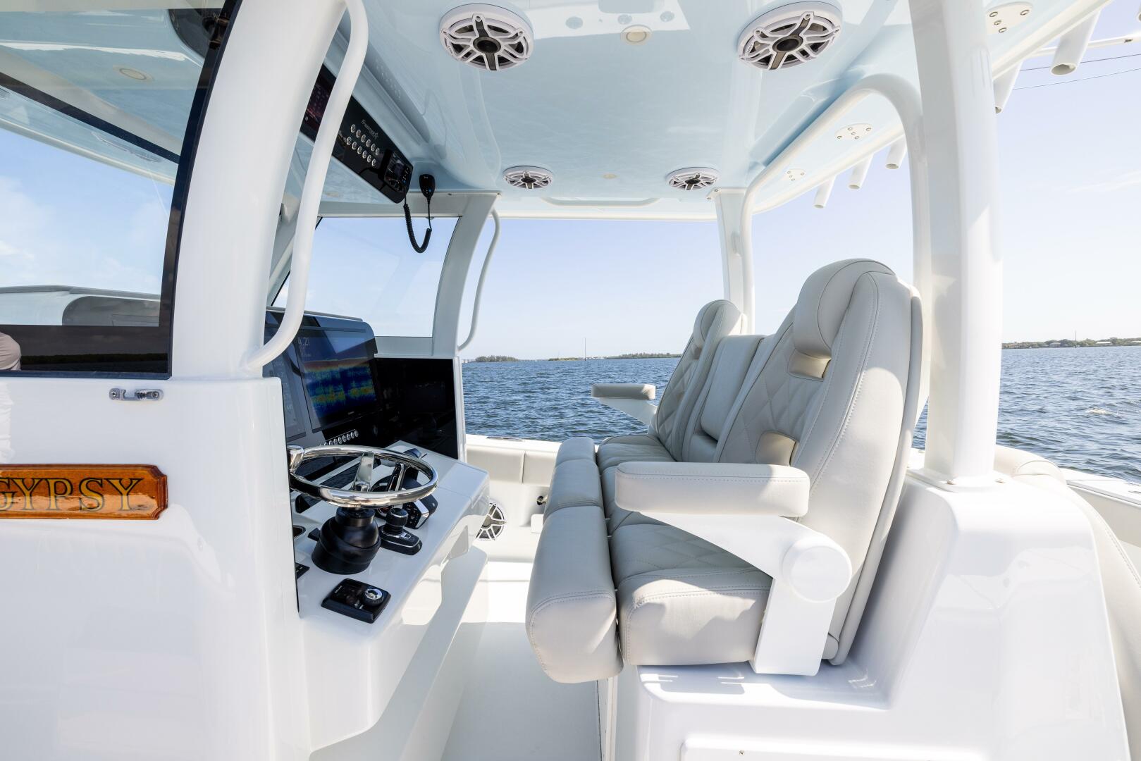 35ft Freeman Yacht For Sale