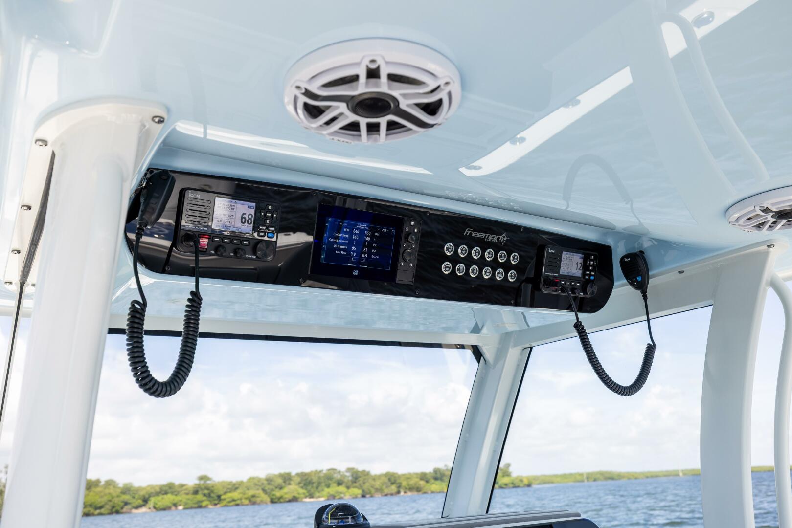 35ft Freeman Yacht For Sale