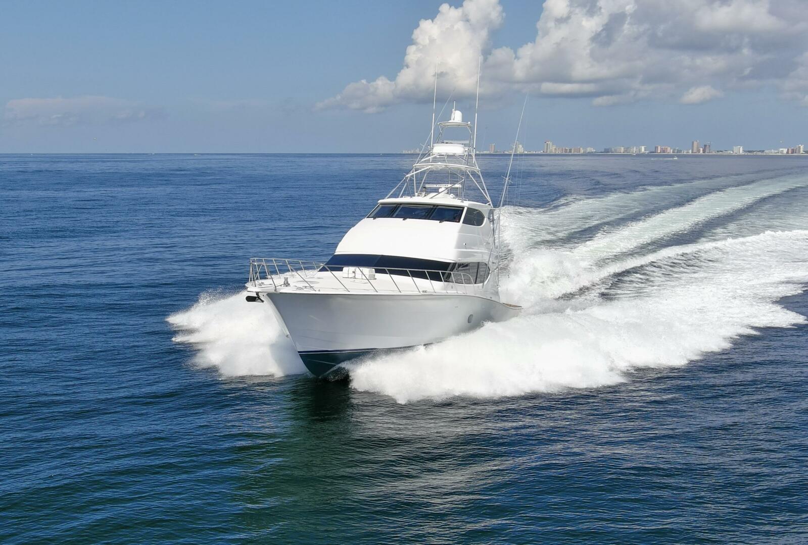2007 68 Hatteras 68 Enclosed Bridge REFUGE Running Profile (