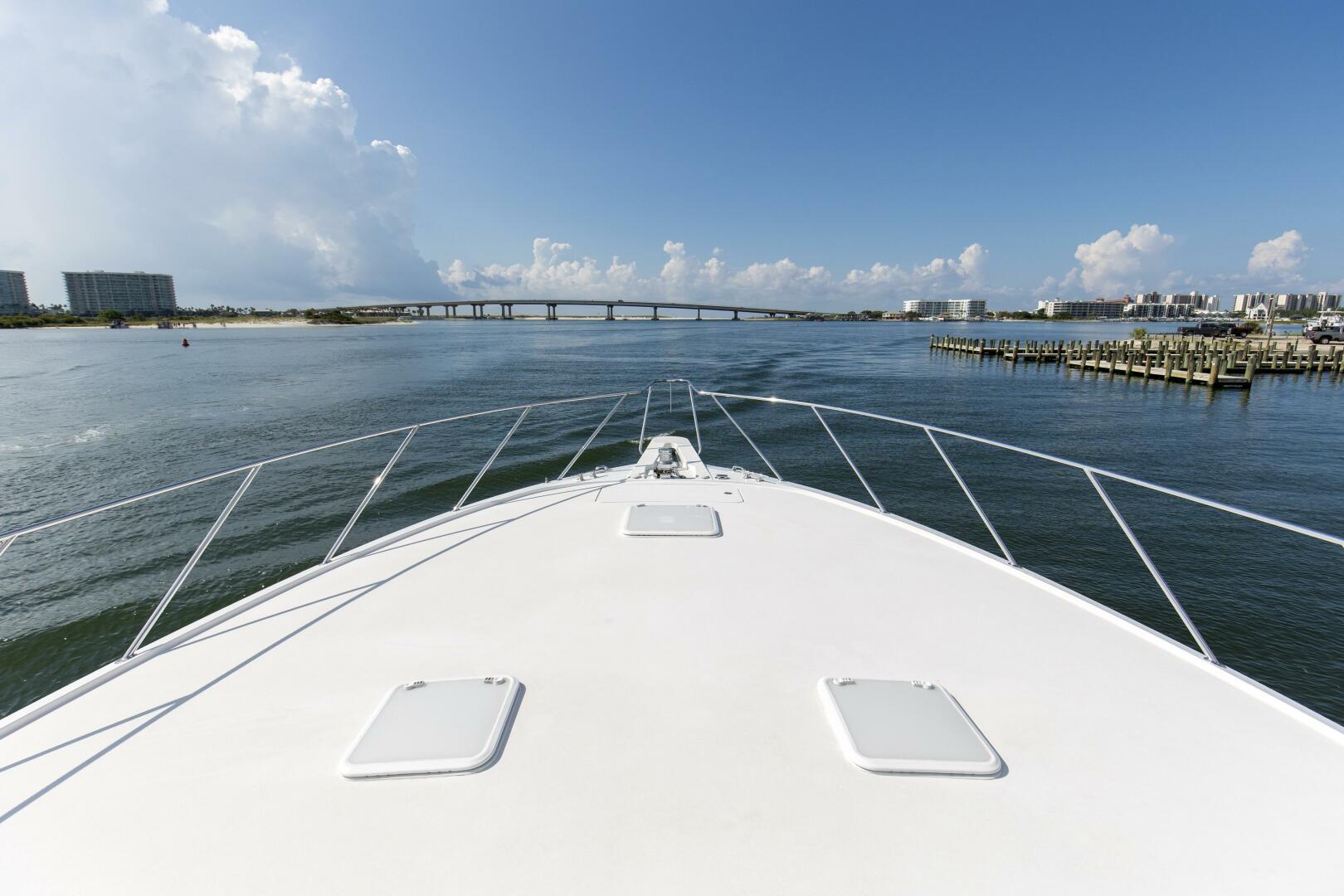 2007 68 Hatteras 68 Enclosed Bridge REFUGE Bow (6)