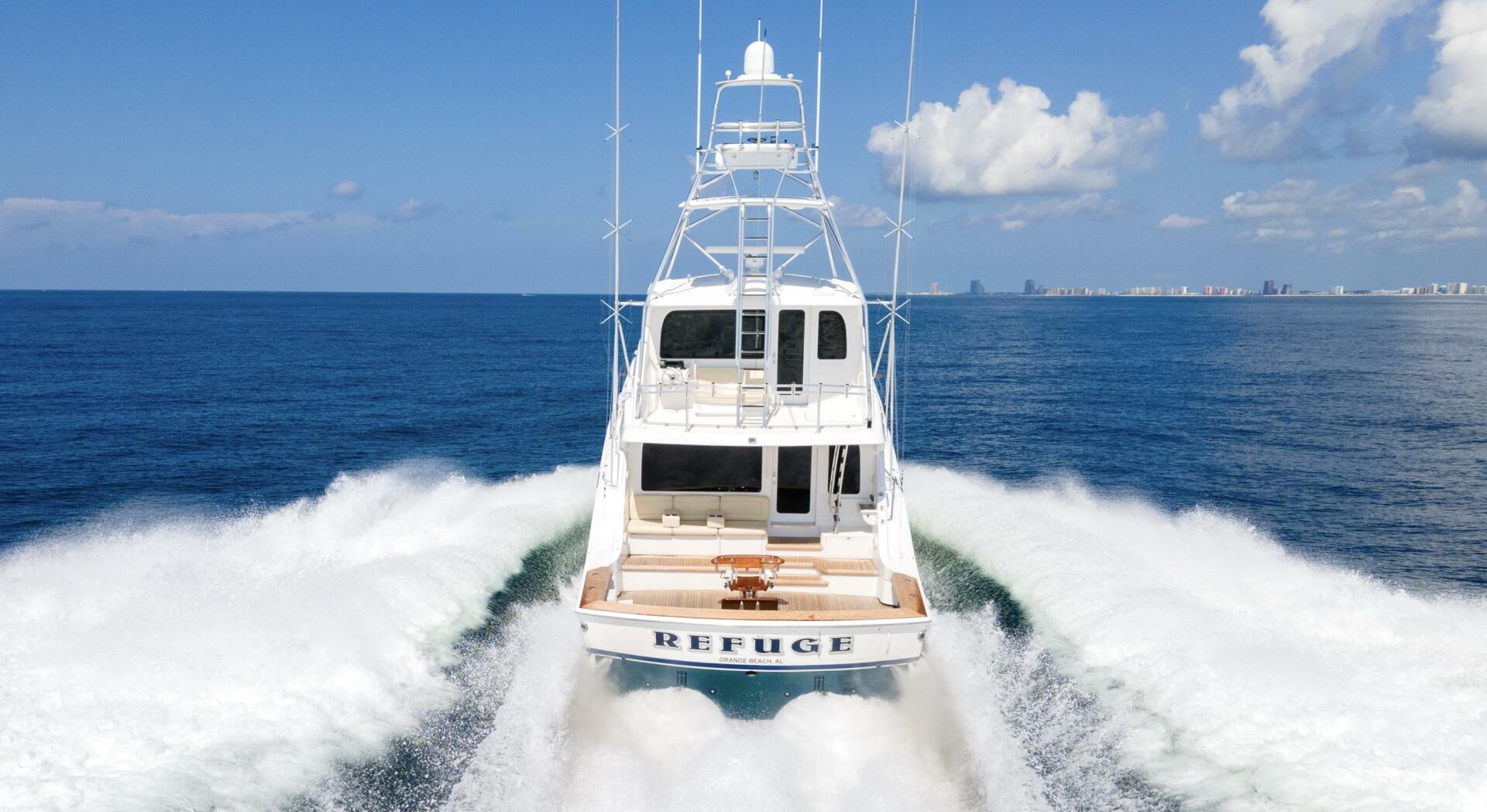 2007 68 Hatteras 68 Enclosed Bridge REFUGE Running Profile (