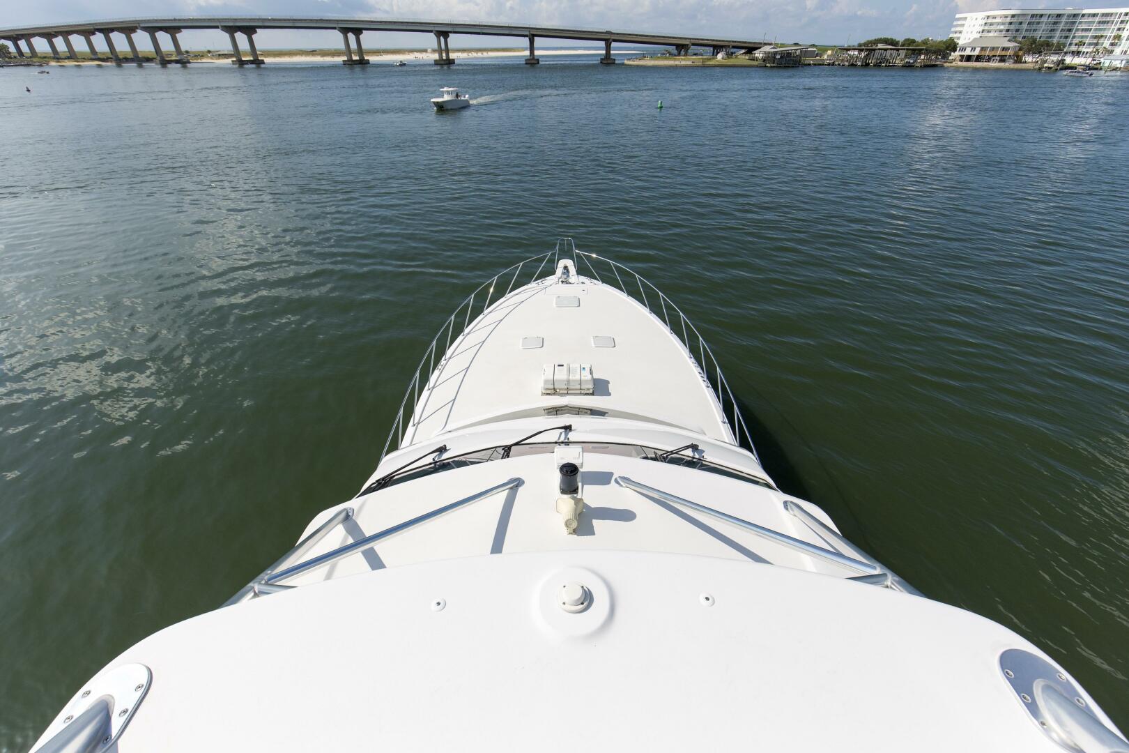 2007 68 Hatteras 68 Enclosed Bridge REFUGE Bow (7)