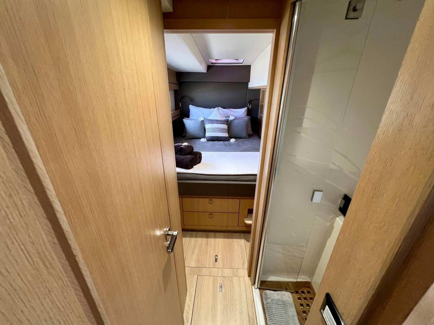 56ft Privilege Yacht For Sale