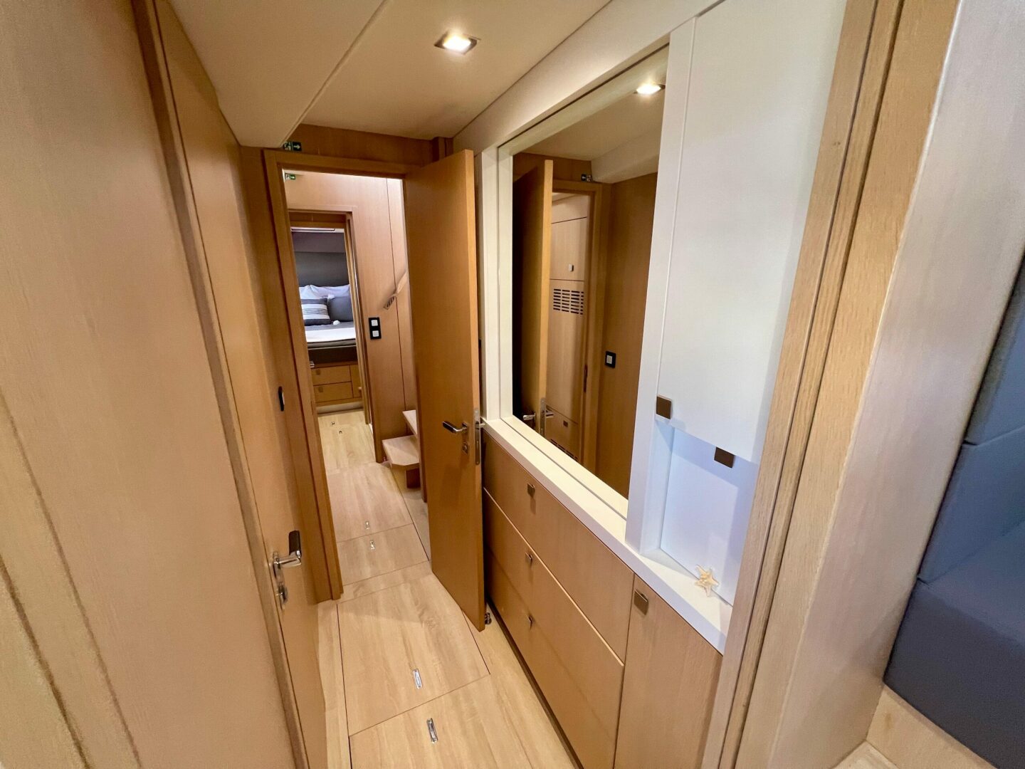56ft Privilege Yacht For Sale