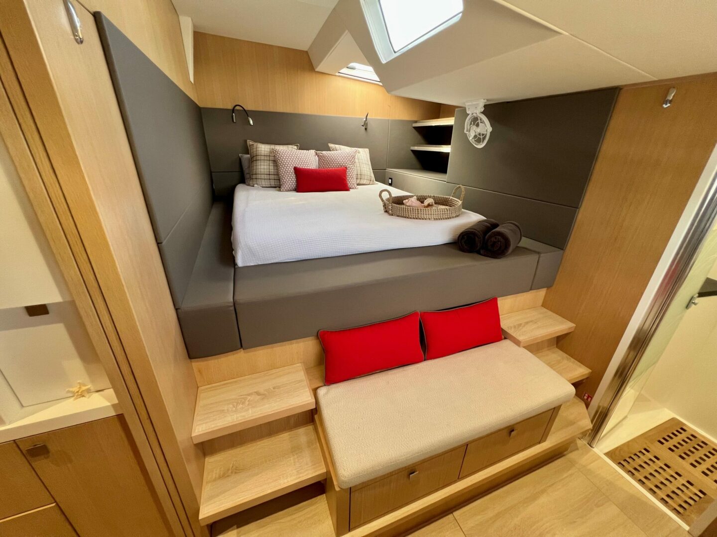 56ft Privilege Yacht For Sale