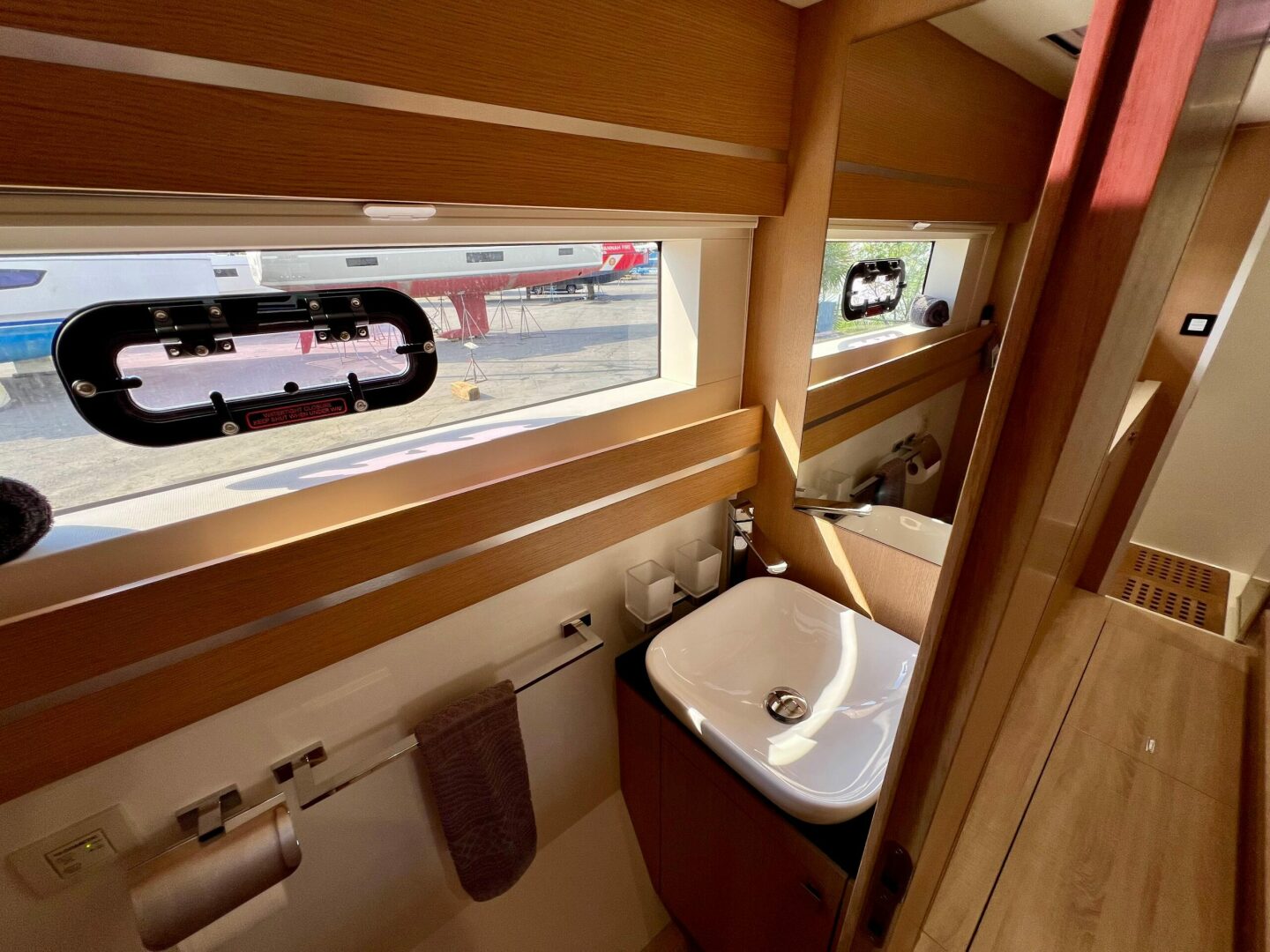 56ft Privilege Yacht For Sale