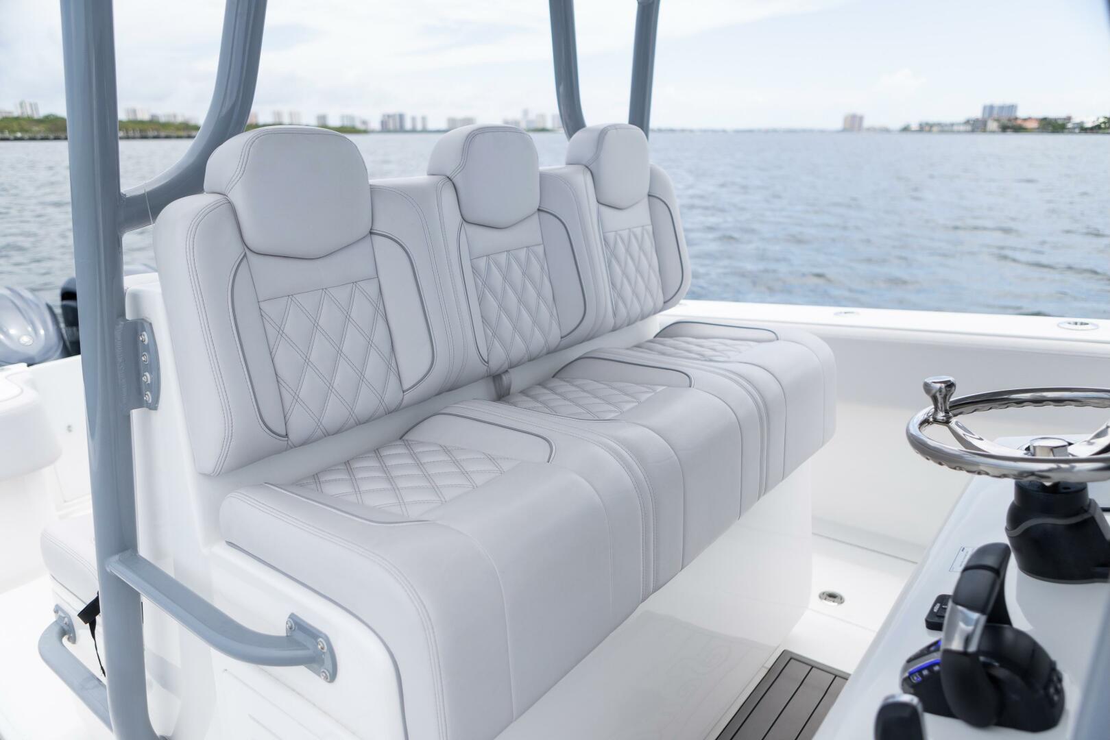 Helm Seating